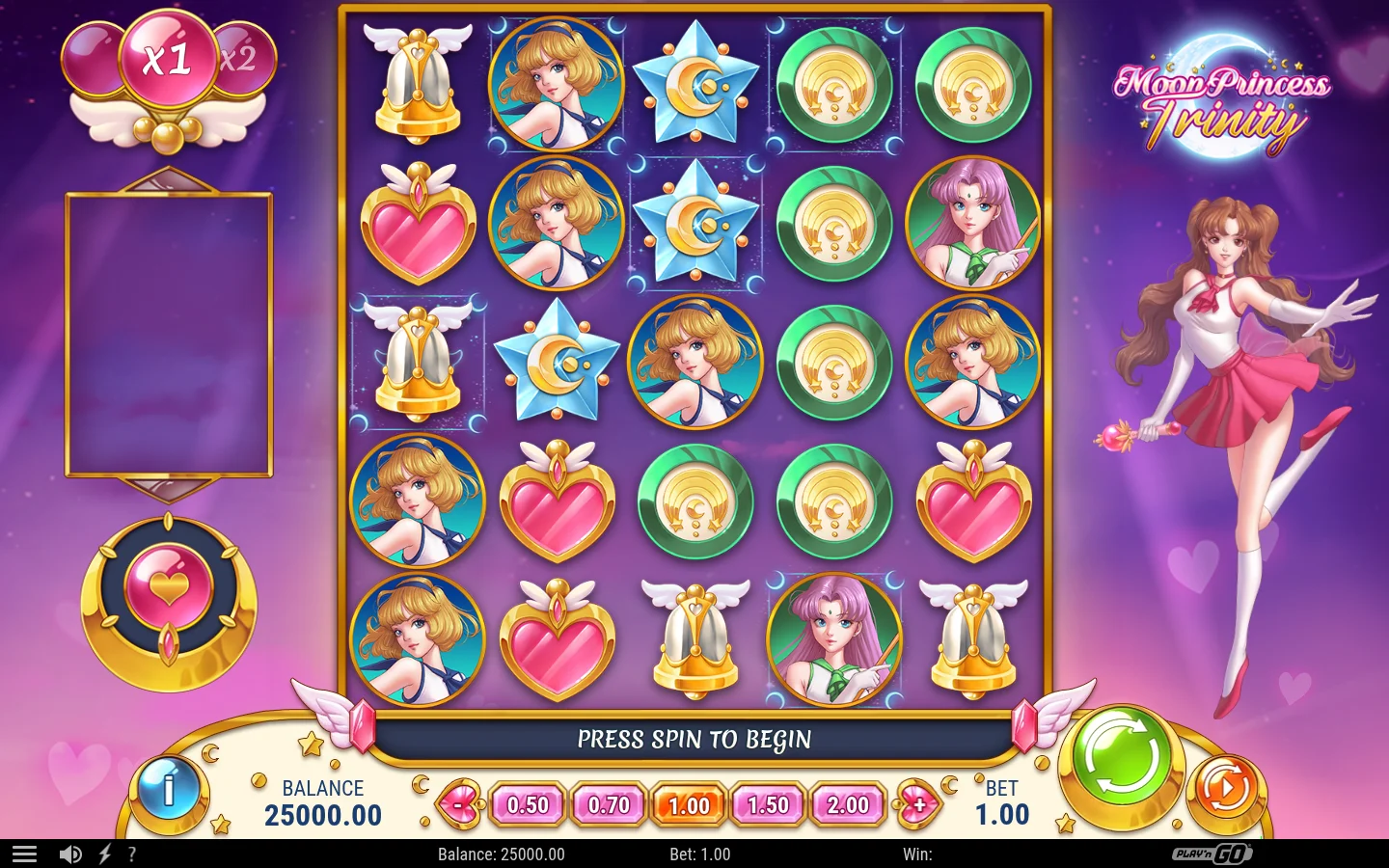 Moon Princess Trinity: das 5×5-Spielfeld mit Figuren und Funktionsanzeigen